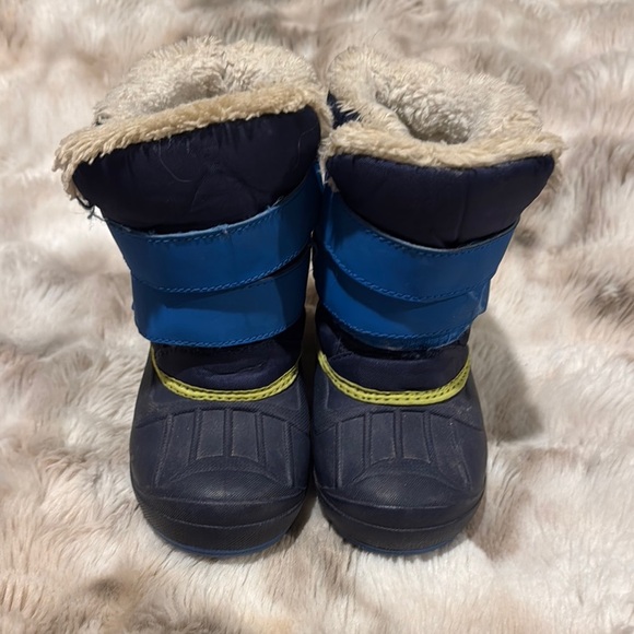Cat & Jack Kids' Navy and lime green Winter Boots - Picture 1 of 7
